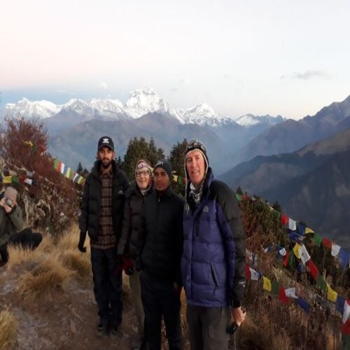  Trekkers enjoying view at Poonhill