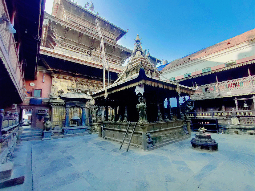 Golden Temple in Patan: Travel Guide